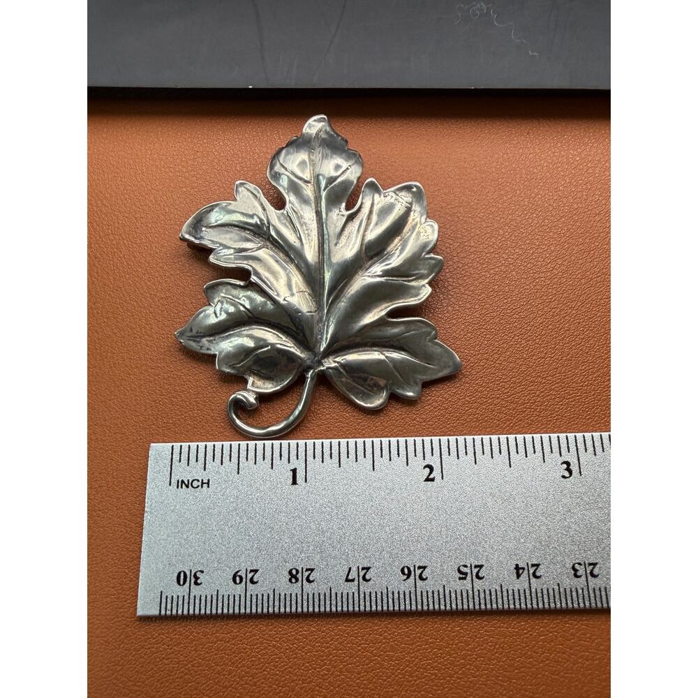 Vintage Black Starr and Gorham Sterling Silver Leaf Brooch/Pin - Picture 5 of 5